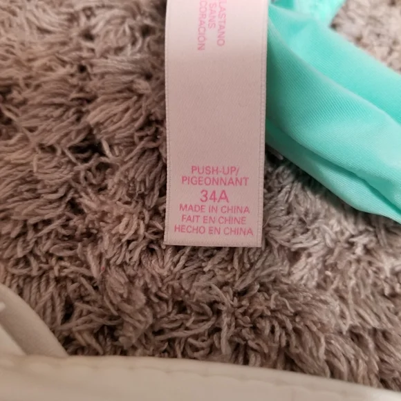 Victoria's Secret Bras - two count 34A pushup - Picture 4 of 5